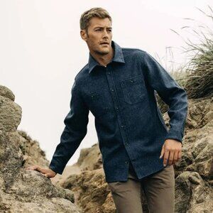 Taylor Stitch | The Wool Utility Shirt | Color: Navy Donegal | Size: 40 (M)